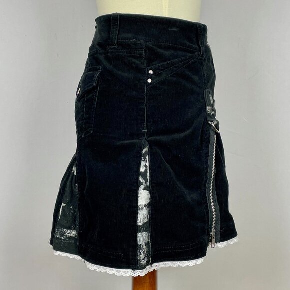 White House Black Market Corduroy Mini Skirt Sz 00 Whimsigoth Grunge Skater Punk - Picture 2 of 6